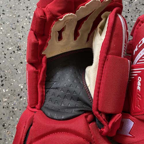 Red Used CCM JetSpeed FT390 15" Gloves