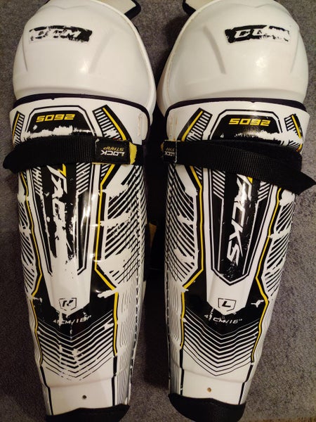Used Senior CCM Tacks 5092 Shin Pads