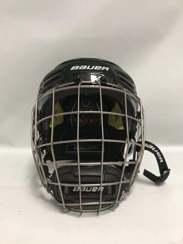 Used Bauer Re Akt75 Lg Ice Hockey Helmets