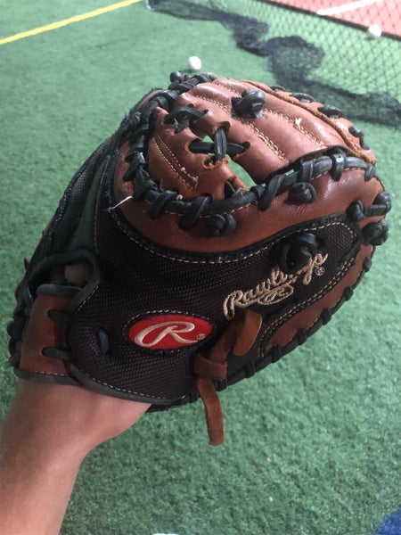 Used Right Hand Throw Heart of the Hide 32.5" Baseball Glove