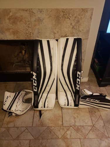 Black Used Senior 34" CCM Regular Premier R1.9 Goalie Full Set