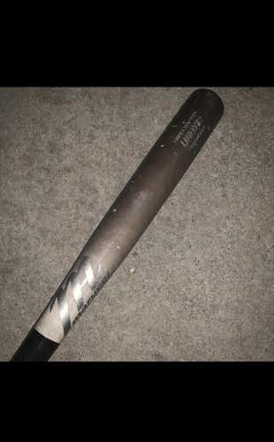 Used Marucci 33" Bat wood