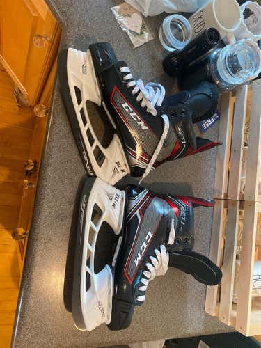New CCM JetSpeed FT1 Regular Width Pro Stock Size 8 Hockey Skates