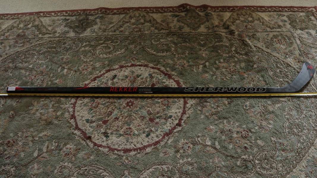 Used Senior Sher-Wood Right Handed Rekker EK365 Hockey Stick PP28