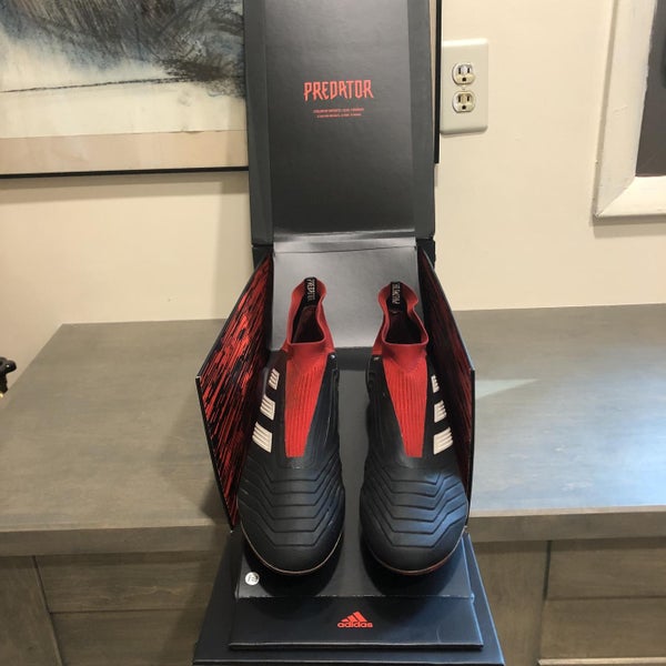 Barely Used Size Men's 10.5 Men Predator 18+ Cleats