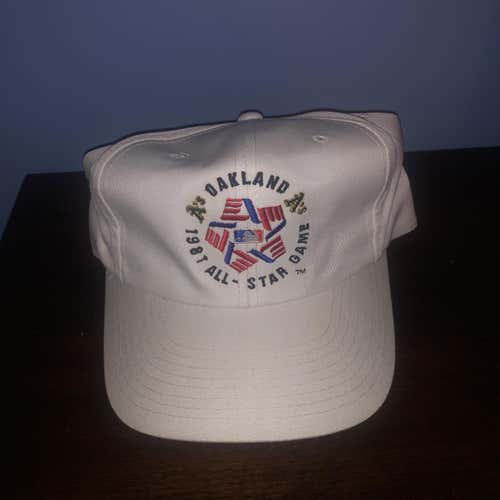 White Men's One Size Fits All Nike Hat