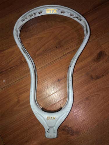 Used Unstrung Stallion 700 Head