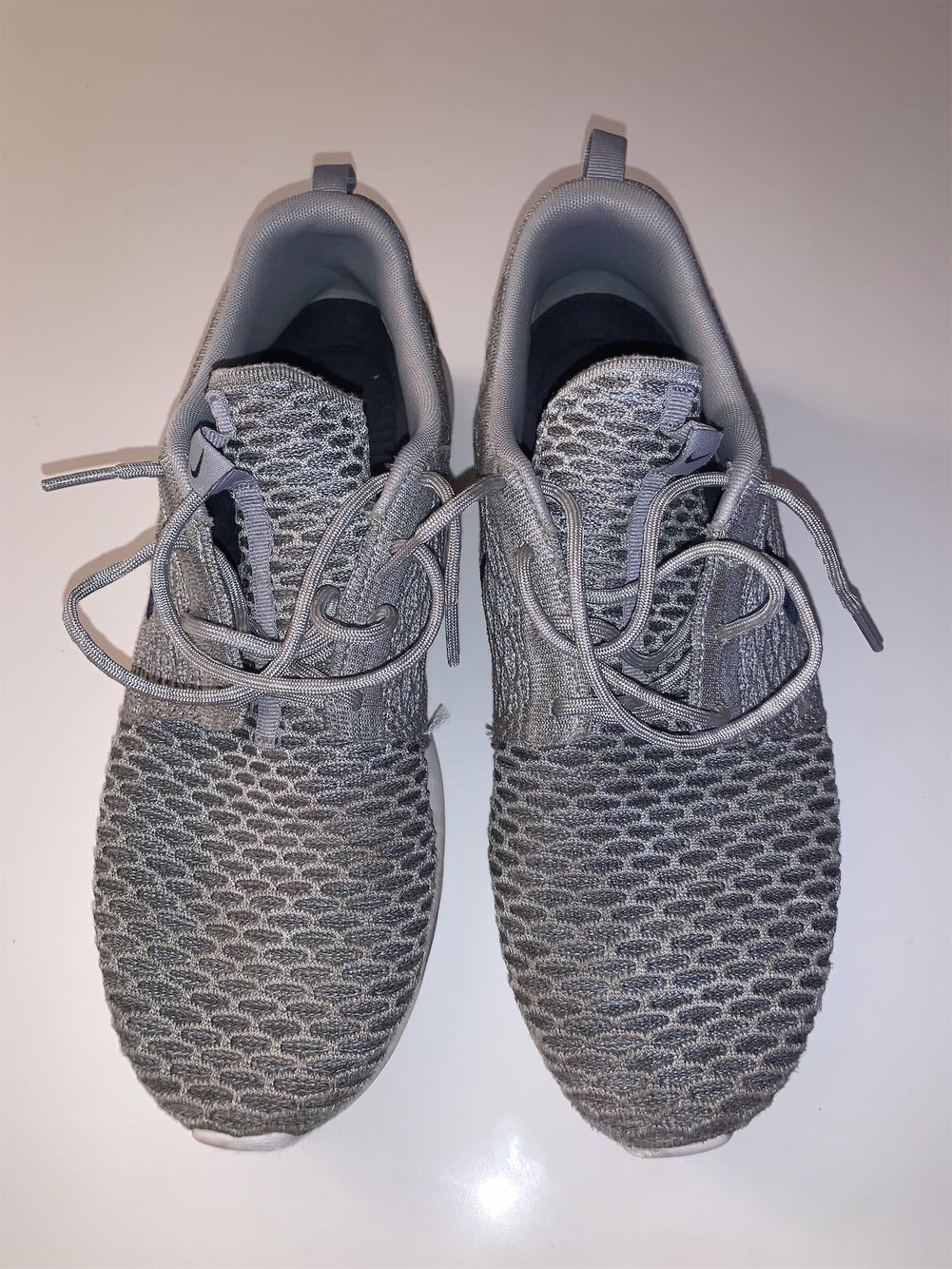 mens nike roshe runs