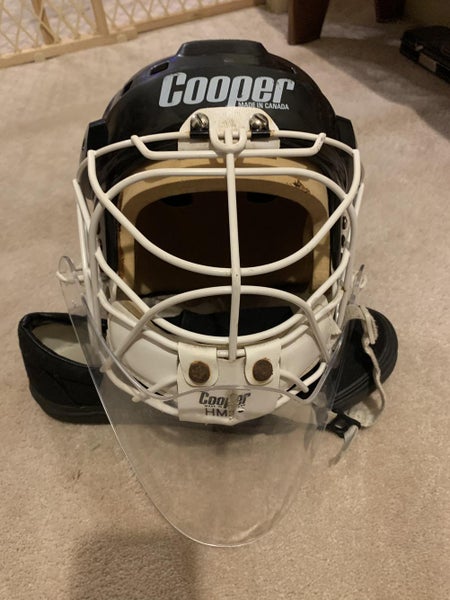 Awesome Cooper SK2000 Goalie helmet with HM30 spider cage.