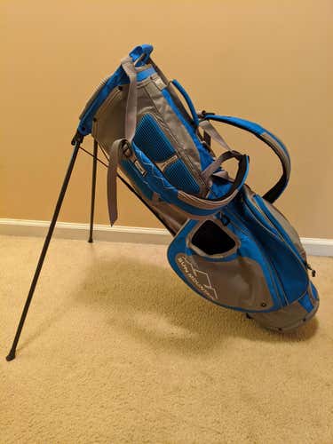 Blue Used Unisex Sun Mountain Bag Ultra Lite 35LS Carry Bag Like New Condition No Rain Cover