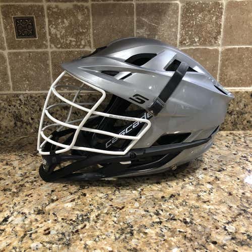 Silver Cascade S Helmet