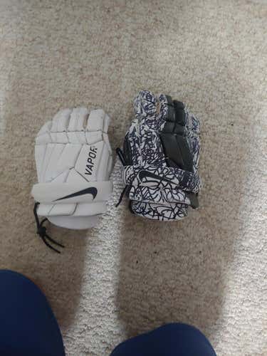 Nike gloves NEED GONE