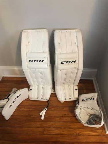 White Used 34" Regular Retro flex Goalie Full Set