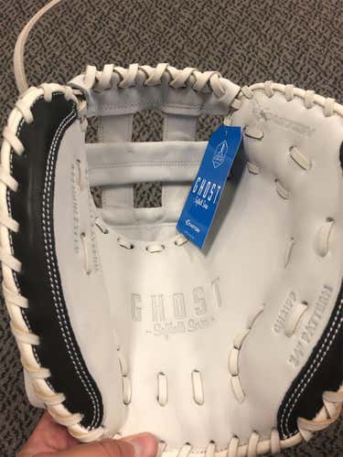 Easton New Catcher's Ghost 34" Softball Glove