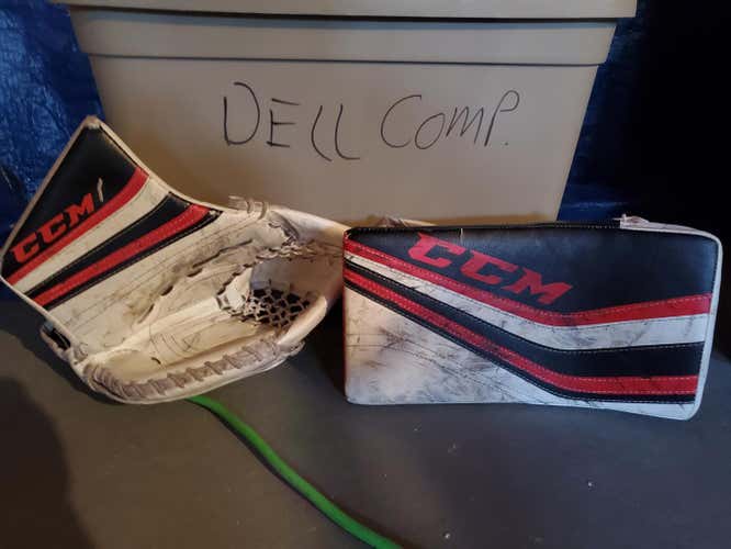 Red Junior Used CCM Regular Premier R1.9