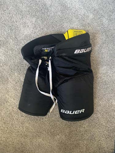 Black Used Large Bauer Supreme S27  Hockey Pants