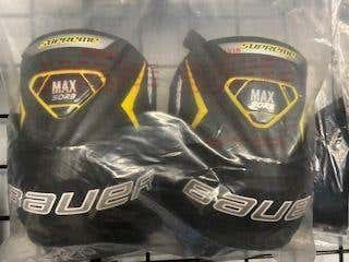 New Bauer Supreme goalie  knee protectors jr size