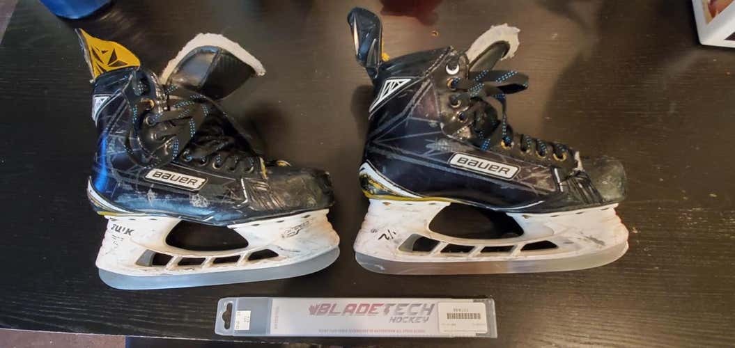 Senior Used Bauer Supreme 180 Hockey Skates Regular Width Size 8