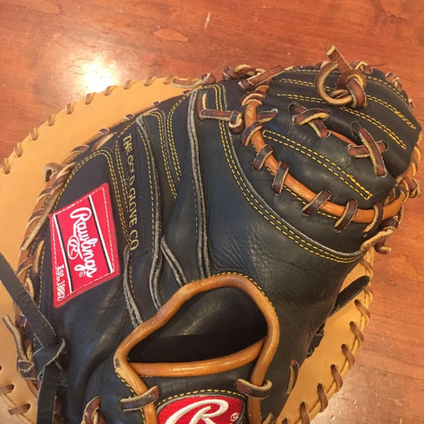 Rawlings Heart of the Hide Catcher’s Mitt Baseball Glove
