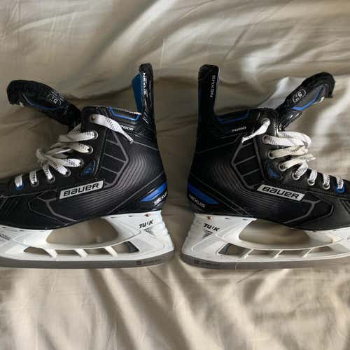 Bauer Nexus 7000 Junior Hockey Skates 5.5 EE