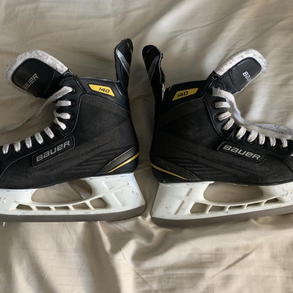 Bauer Supreme 140 Junior Hockey Skates 7R