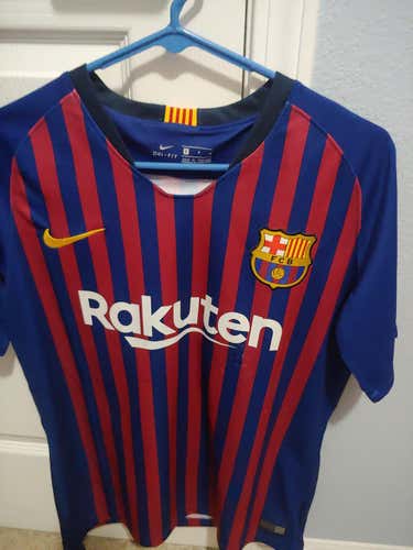 Worn 3 times adult Small Messi Jersey