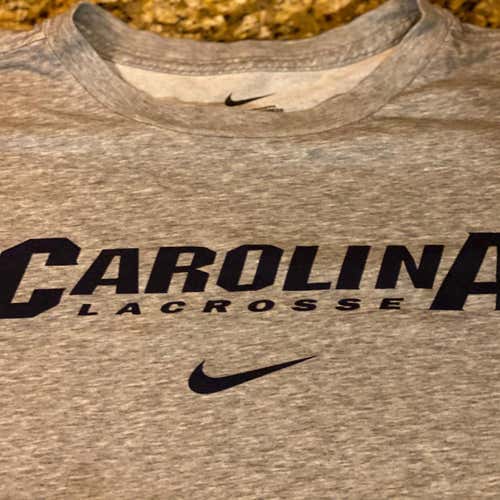 UNC XL Nike Shirt