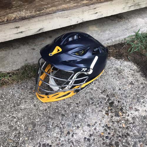 Blue Used Player's Cascade R Helmet