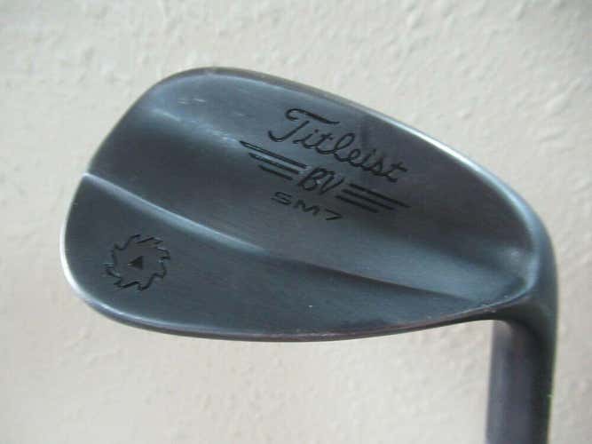 TITLEIST VOKEY JET BLACK SM7 F GRIND 52* GAP WEDGE FACTORY STEEL AND GRIP