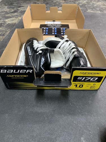 Used Junior Bauer Supreme S170 Hockey Goalie Skates Regular Width Size 1 Excellent Condition