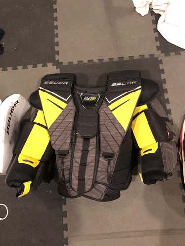 Used Medium Bauer Ultrasonic Goalie Chest Protector