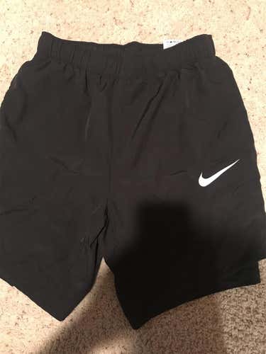 New Lined Nike Running Shorts Size Youth XL