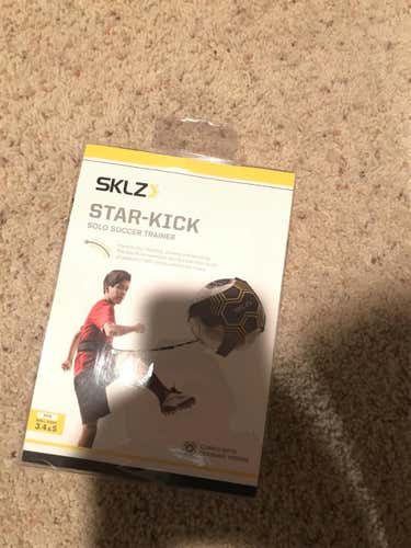 New SKLZ Soccer Star-Kick Trainer
