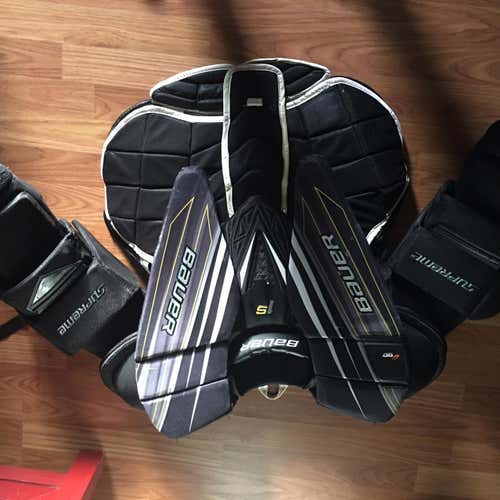 Used Large Bauer Supreme 1S Goalie Chest Protector