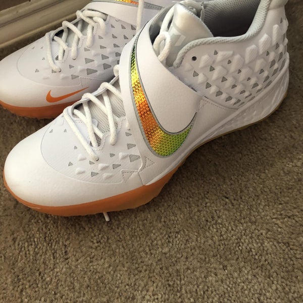 White Men's Size 11.5 (Women's 12.5) Low Cut