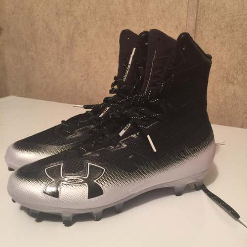 New Men's Size 7.5 Under Armour Highlight MC 3000177-002 Football Cleats Black