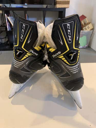 Junior Used CCM Tacks 5092 Hockey Skates Regular Width Size 6