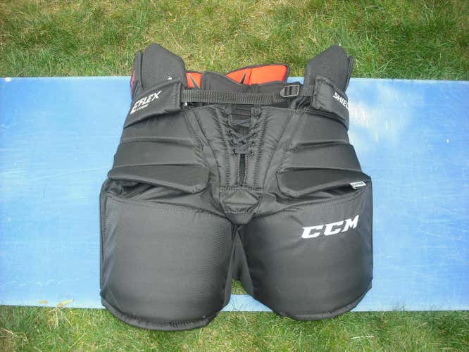 CCM Extreme Flex Pro Goalie Pants Senior Medium