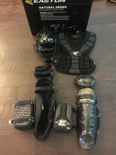 Used Youth Easton Natural Series Catcher's Gear Set
