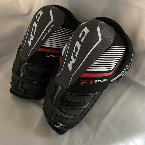 New Medium CCM JetSpeed FT370  Elbow Pads