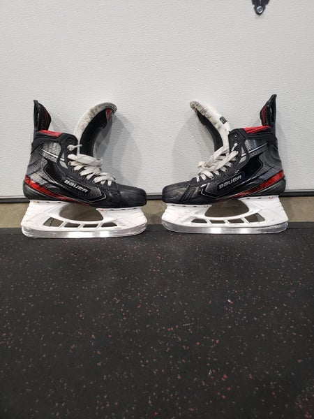 Senior Used Bauer Vapor 2X Hockey Skates Size 8.5