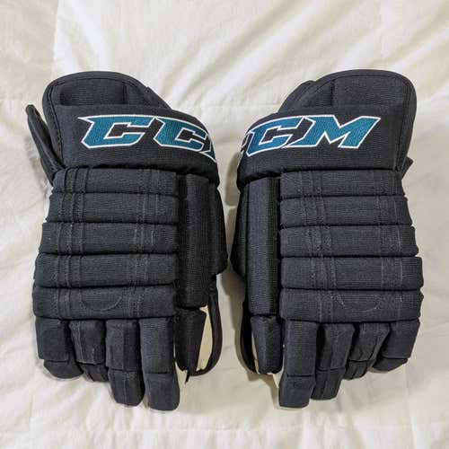 NEW! JOE THORNTON! CCM HG852 15" Gloves Made In Canada