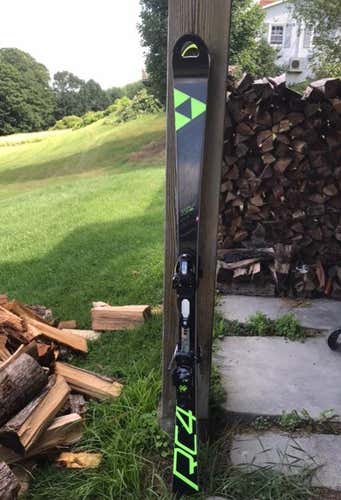 Used 2019 Fischer RC4 World Cup SL Skis