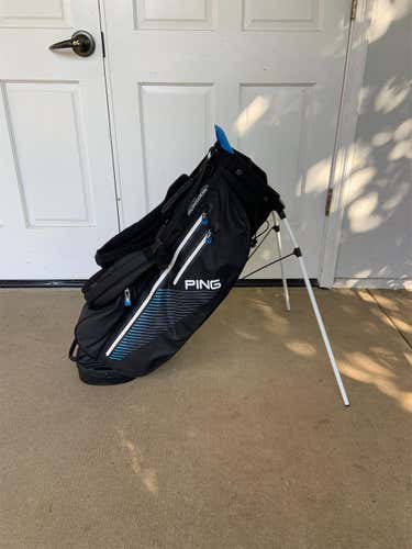 2019 Ping Hoofer Monsoon Carry Bag