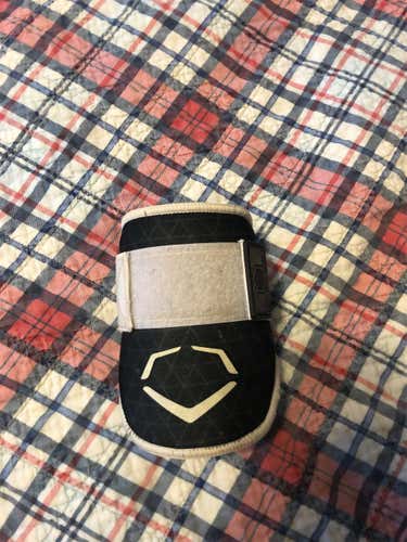 New Senior EvoShield Elbow Protection