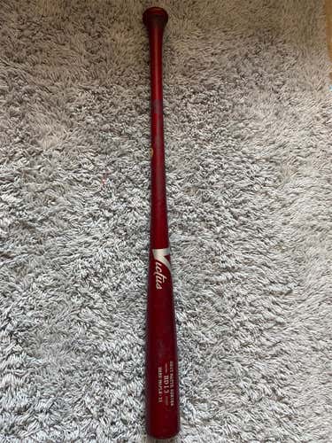 Used ViCtusBBCOR Certified Wood (-3) 28 oz 31" Bat