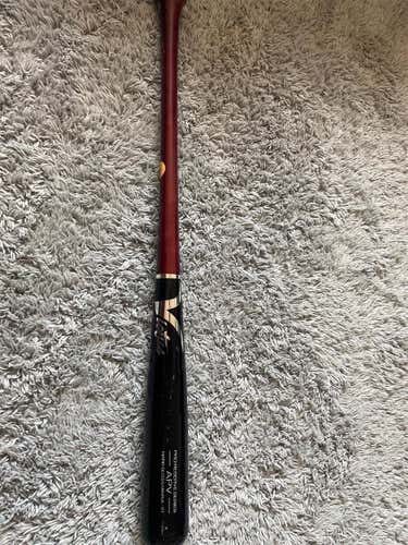 New  ViCtus Wood (-3) 28 oz 31" Bat