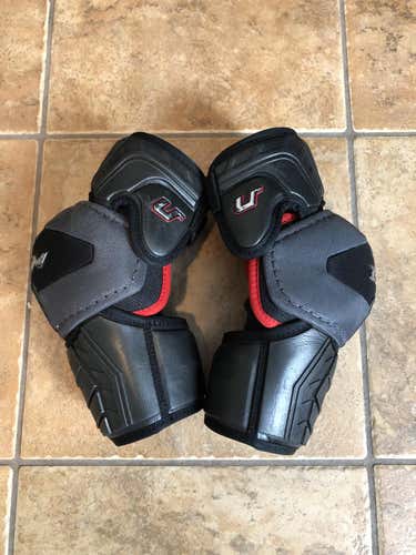 Senior Medium CCM U+ CL Elbow Pads