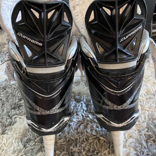 Used Bauer Supreme 1S Size 5.5 Hockey Skates