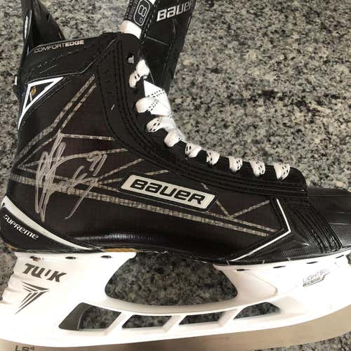 Steven Stamkos Tampa Bay Lightning Signed Bauer Supreme Hockey Skate